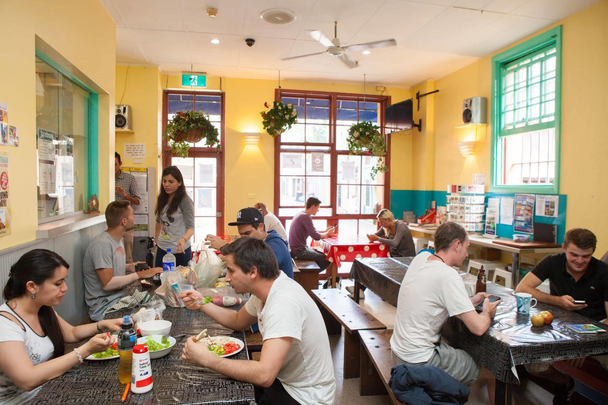 The Village Kings Cross Сидней Экстерьер фото
